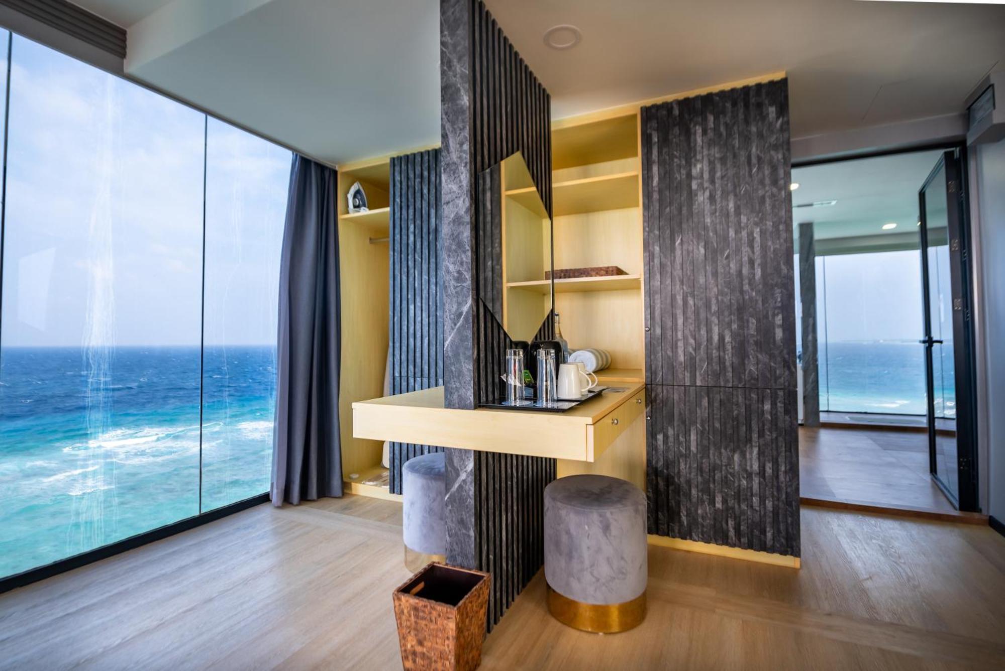 Swarn By Hawks Hotels Kamadhoo Ngoại thất bức ảnh
