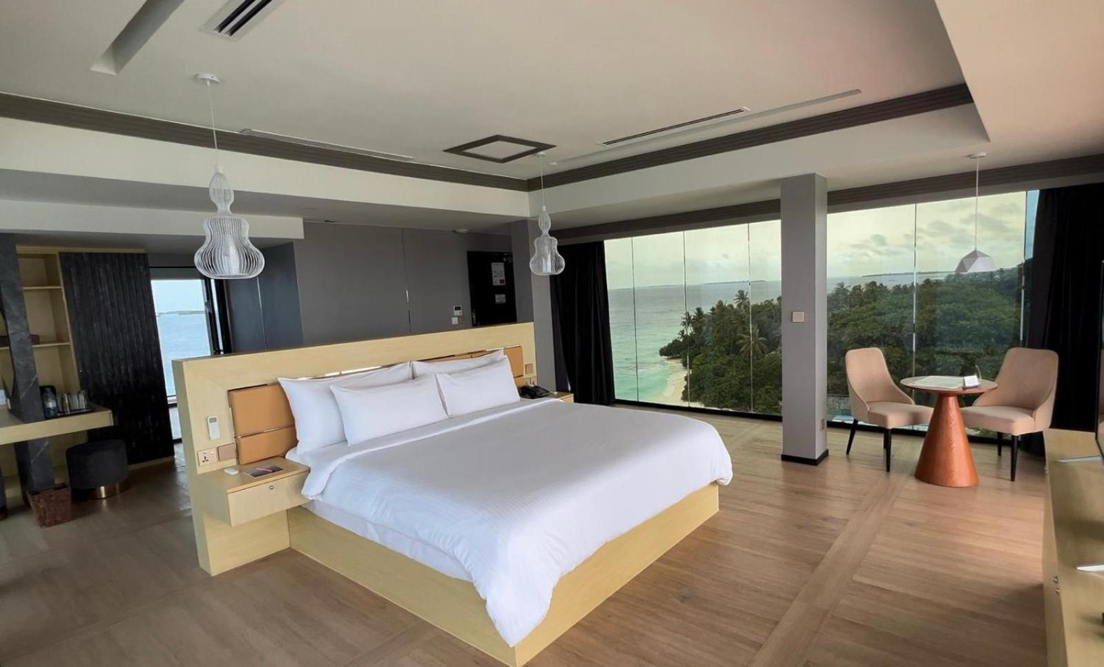 Swarn By Hawks Hotels Kamadhoo Ngoại thất bức ảnh